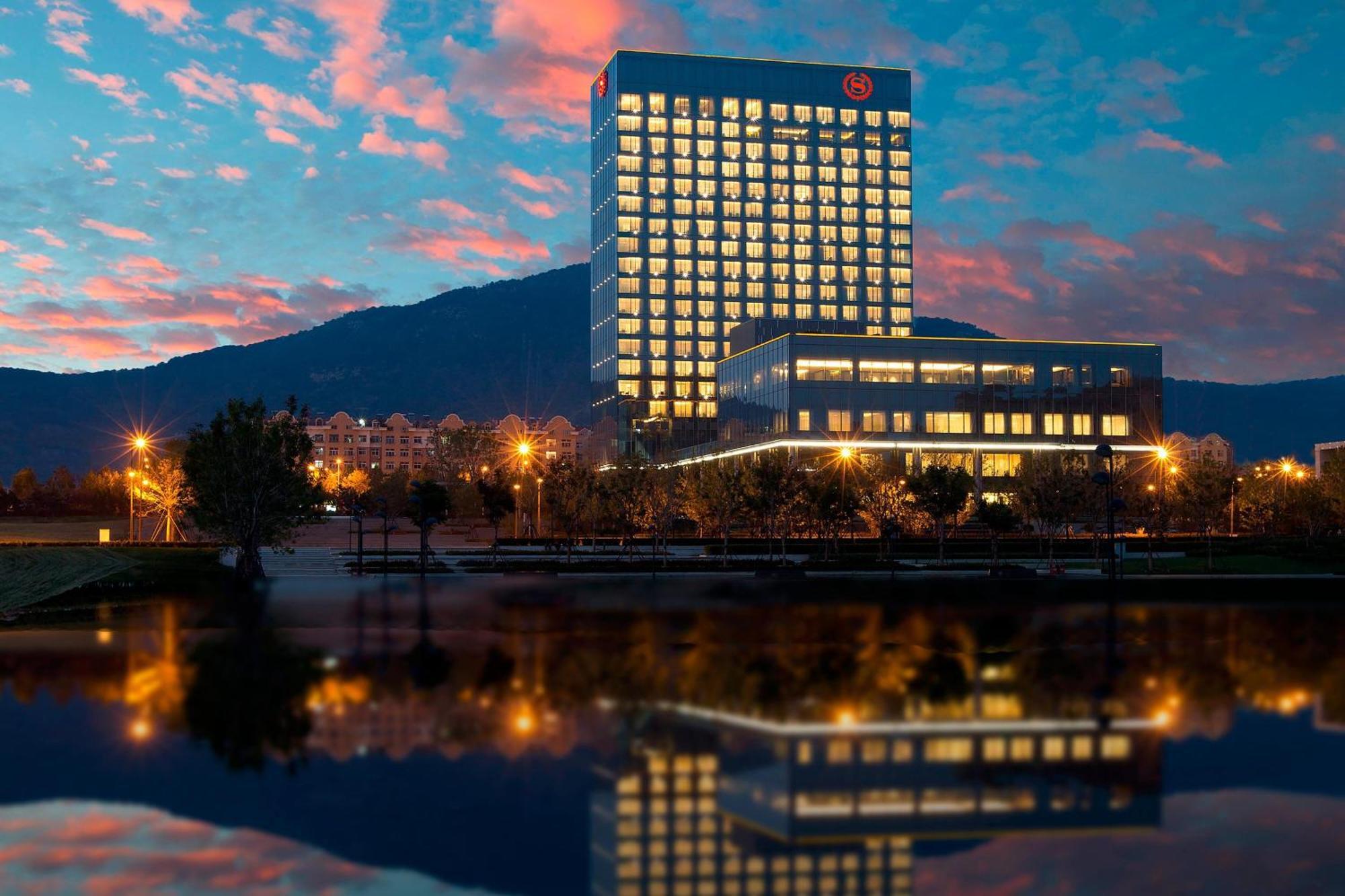 Sheraton Qingdao Licang Hotel מראה חיצוני תמונה